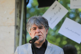 مراسم تشییع پیکر «حسین قندی» - استاد روزنامه‌نگاری